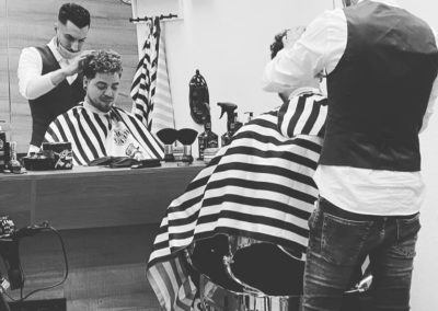 AB-luxe-coiffure-barbier-salon-coiffeur-homme-enfant-arlon-belgique-barbe-histoire-coupe